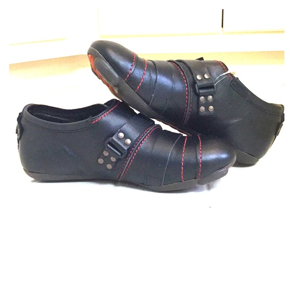 where are fly london shoes made